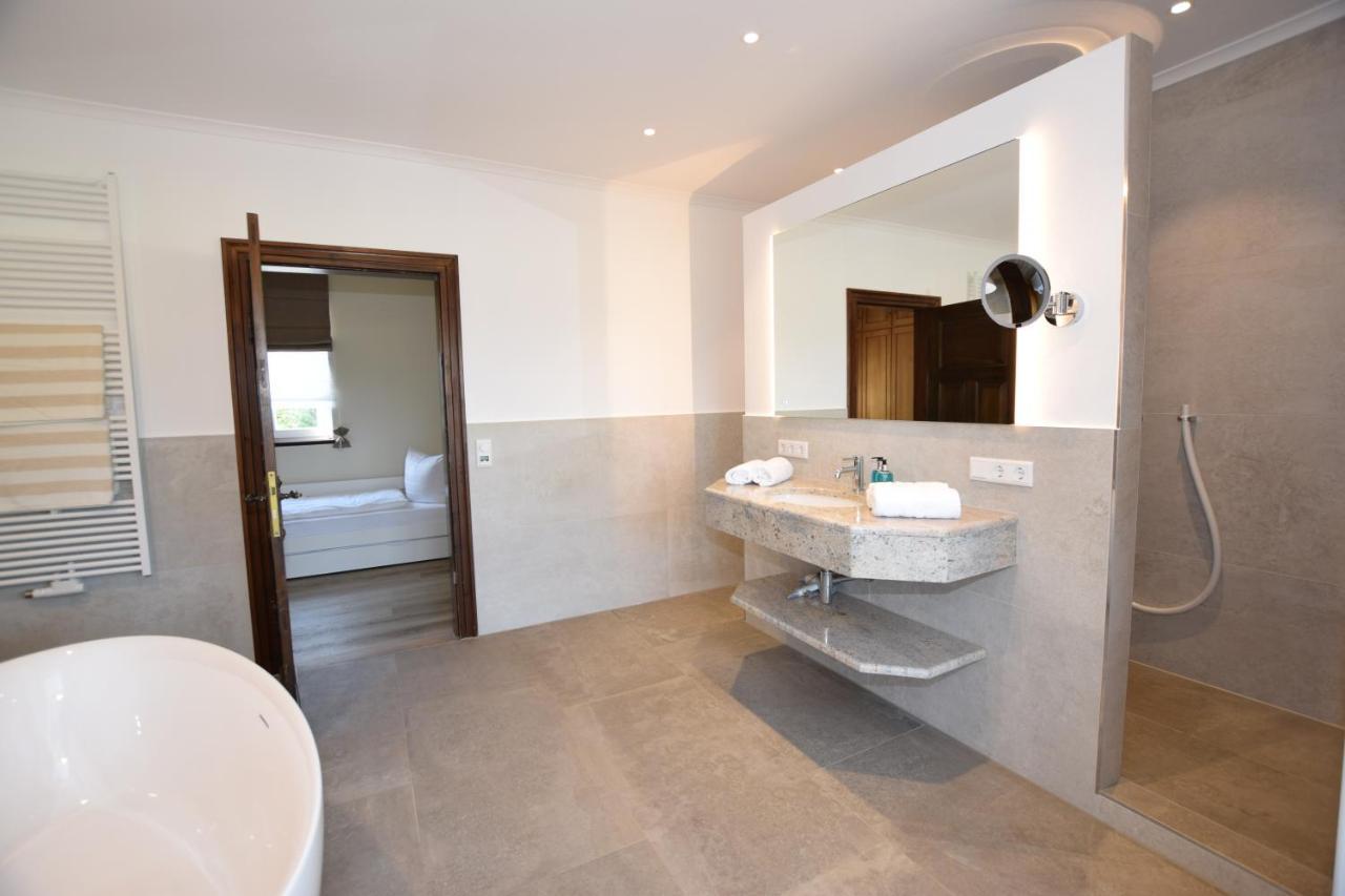 Landhaus Hideaway Mit Aussenpool, Sauna Und Kamin Bosau Bagian luar foto